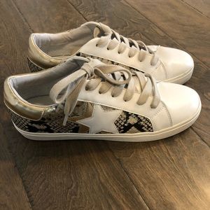 Steve Madden Sienna Multi Snake Sneaker Size 10